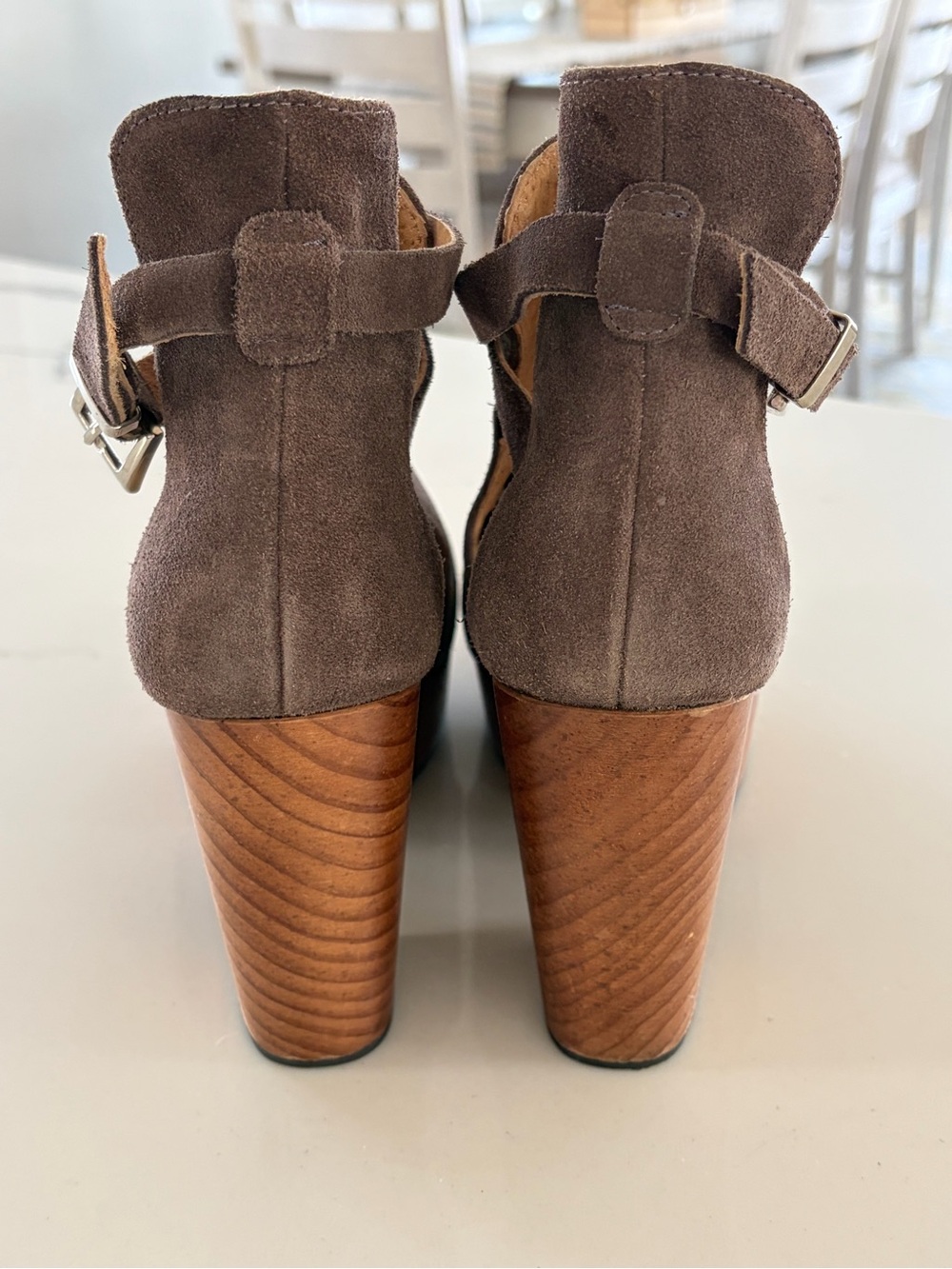 Free People Grey Suede Cedar Clogs Platform Block Heel Booties Size 39 EUC - Picture 6 of 10